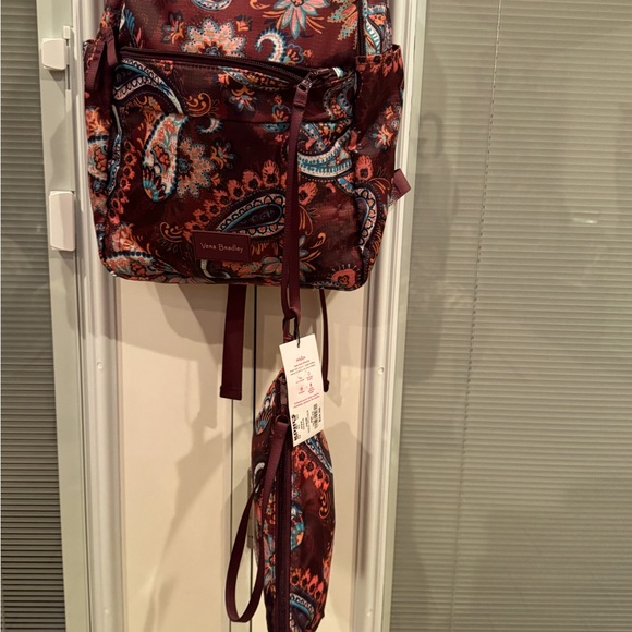 Vera Bradley! Back pack a pouch! - Picture 4 of 4